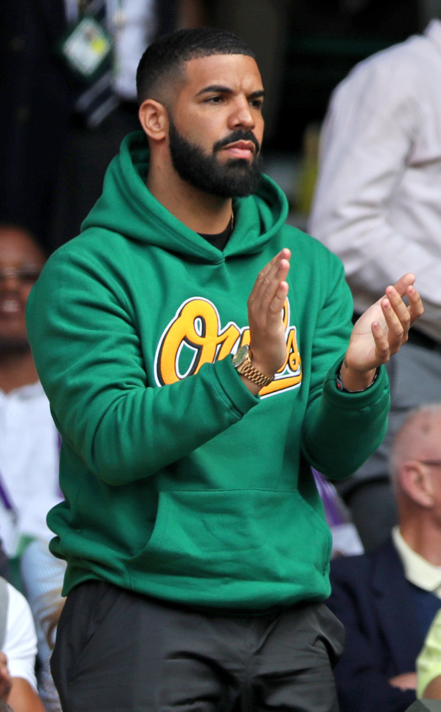 Drake Watches Ex Serena Williams Compete At Wimbledon E Online